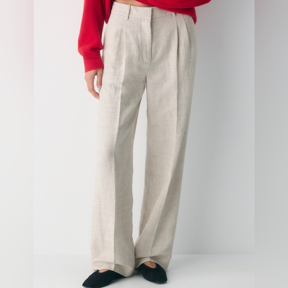NWOT Aritzia Effortless Pant CruiseLinen